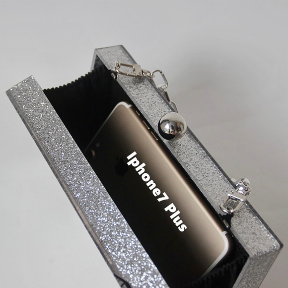 Roxy, Silver Sparkle Print Acrylic Clutch - Picture 6 of 8